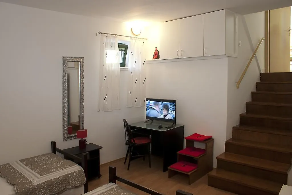 Apartment Nera Split